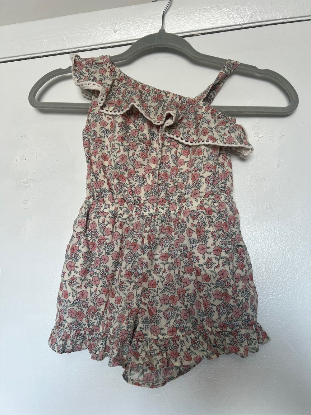 Janie and  Jack Girls One-Shoulder Pink Floral Romper size 3